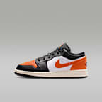 エアジョーダン１LOW ジュニアシューズ23.5cm　ジムレッド エア ジョーダン 1 LOW ジュニアシューズ / Air Jordan 1 Low